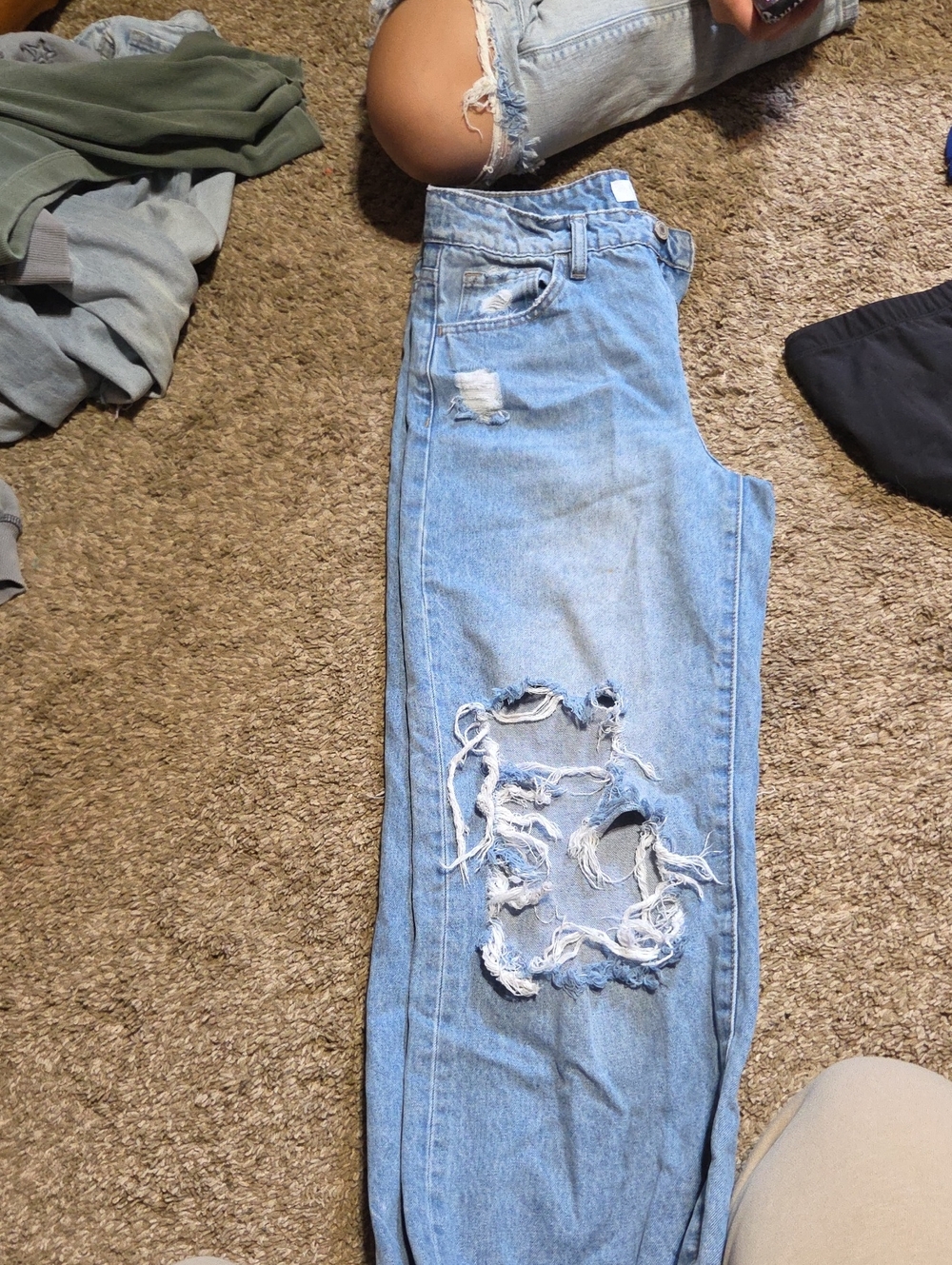 Light Blue Distressed Women’s Jeans